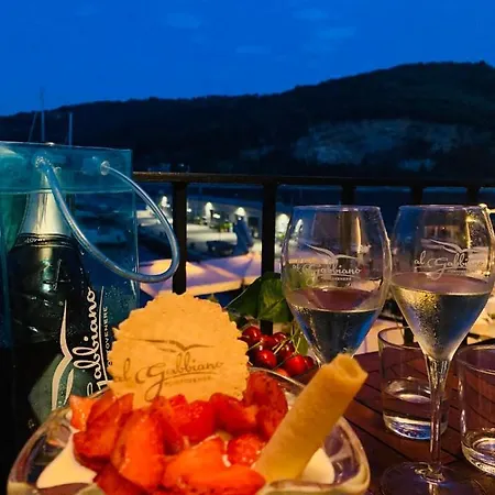 Ca' Amae Affittacamere 4*